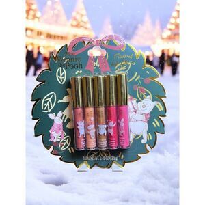 Disney - WINNIE THE POOH, TIGGER, PIGLET, EEYORE - Flavored Lip Gloss Gift Set